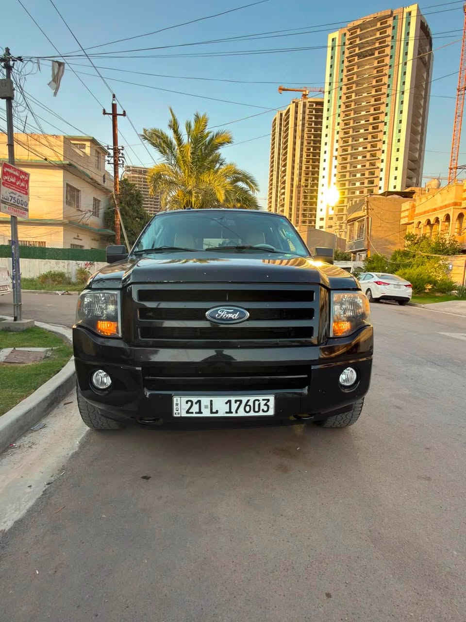 فورد اكسبديشن 2014 ( مكلف بالنشر )

للبيع فقط بدون مراوس 

السعر 135$ وبيها مجال

سياره خليجي شركه( نيڤا ) بجم اسود

محرك 8 سلندر  

حجم محرك 5400

السياره بيها جاملغ امامي تبديل بدون دواخل بدون شاصي بدون لغد بدون ايرباك وشويه من بند 

كشنات كهربائي

تبريد مركزي

دواخل سياره جديده

7 راكب

دواخل بيجي 

حساس خلفي 

كامره خلفي 

 تحكم استيرن

وثبيت سرعه 

مانع انزلاق 

 تبري تدفئة شغال

كير محرك شرط

صدر امامي خلفي جديد

تخم تايرات جديد

‏كهربائيات—كله شغال -

شرط سياره جاهزه 

تحويل مباشر

سياره مابيها نواقص بدون مصرف 

رقم سليمانية جديد 

سنويه جديد 

شرط تحويل او غرامه 

تحويل مباشر

مكان السيارة علي الصالح 

‭***********‬
