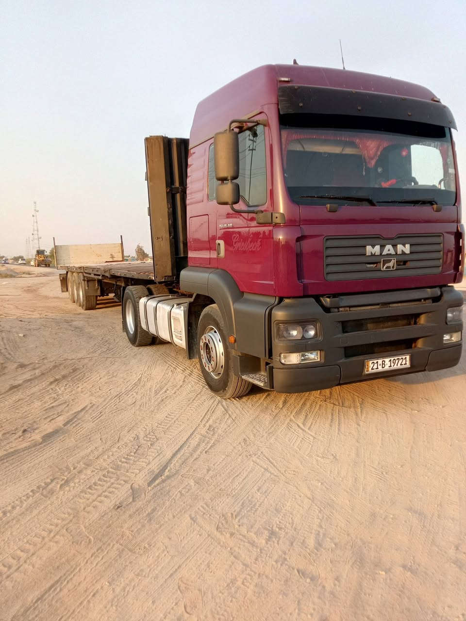 السلام عليكم  للبيع  موديل 2004 بم اونوزل كير اوتماتيك تبريد شغال رتايدر بسمي شرط تحويل ***********
