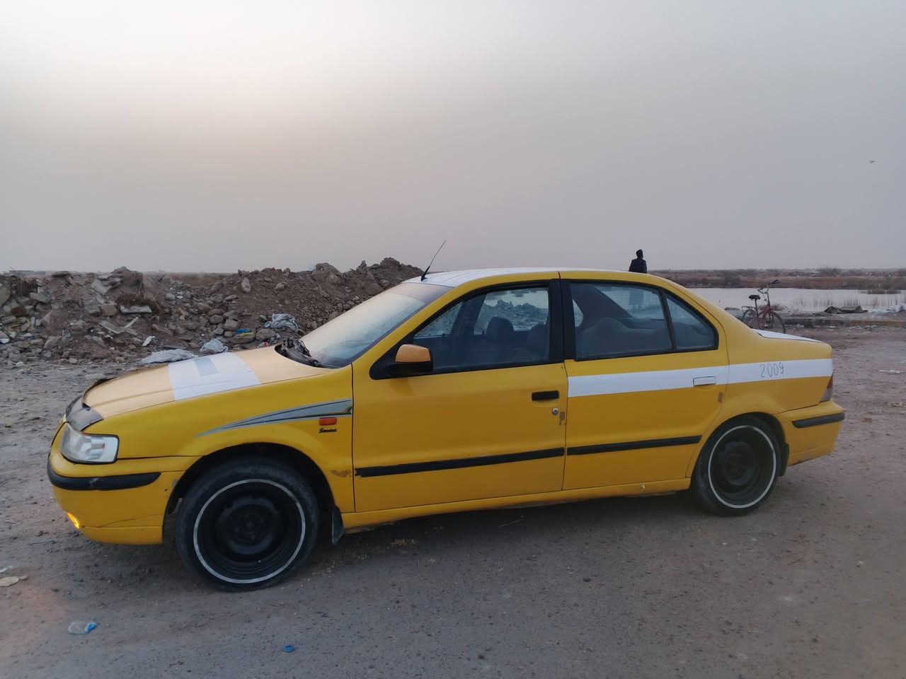 السلام عليكم سند 2009
ماكينه فرنسي 
سنويه 
2030 
رقم انجليزي 
تحويل ثاني يوم 
سياره جاهزه كل شيء ما تذب عليها 
بس التبريد مو شغال 
اتصل ***********
