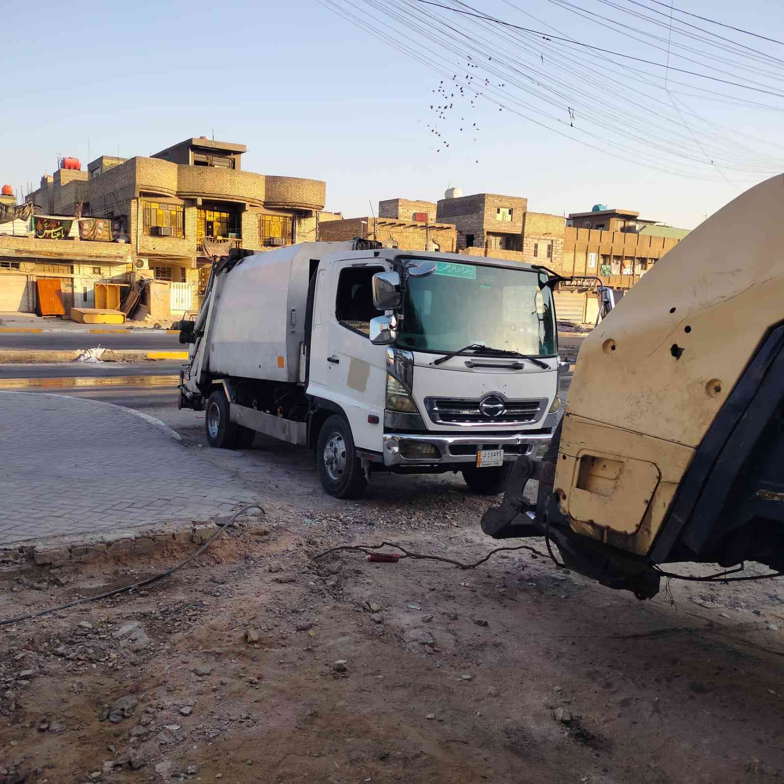 سلام عليكم 
كابسه هينو شيطان للبيع 
جاهزه من كلش موديل 2002
باسمي وتحويل ثاني يوم رقم انكليزي 
***********.         ***********
مكلف بلنشر
