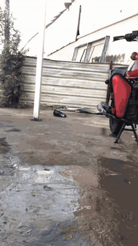 بوكسر جبلي موديل 22مجفته جديد وكاله بدون اوراق السعر 850وبيه مجال الرقم ***********
