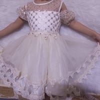 بدلات بنات • ٤ سنوات • ١٠ سنوات