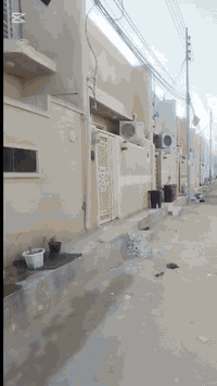 سلام عليكم بيت١٠٠متر طابقين بناء حديث ٢٠٢٥العنوان كربلاء المقدسة مجمع الورده قرب جامعه كربلاء مجمع كامل خدمات ماء مجاري تبليط قريب عل شارع العام اقل من ٢٠٠ متر يحتوي عل ٤ غرف نوم+استقبال +صاله كبيره السعر ٩٠ وبيه مجال لطيبين لستفسار الاتصال عل رقم الهاتف ***********
