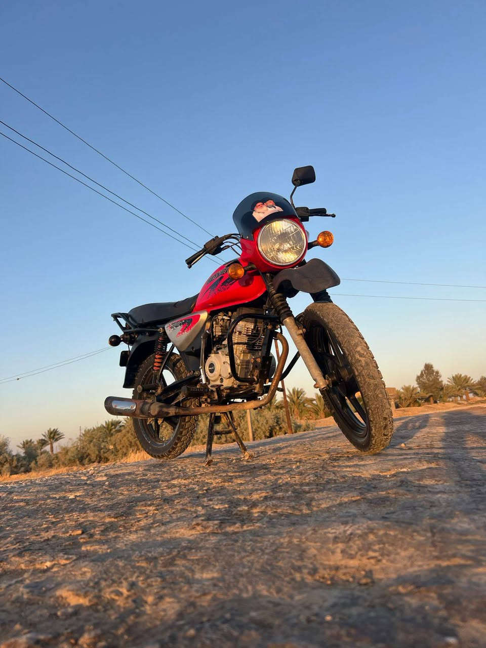 السلام عليكم ورحمة الله دراجه نوع بوكسر جبلي موديل 2018دراجه مجفته اوراق وكيل العنواحله ورديه خارج الشراي يتصل*********** اخواني أني مكلف بالنشر هذارقم صاحب الدراجه
