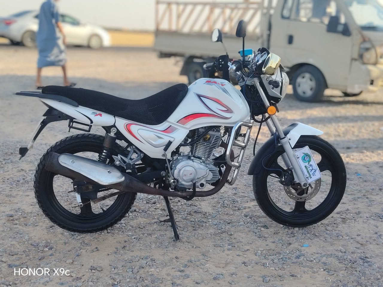 السلام عليكم 
من رخصت الأدمن 
دراجه Mz 2015 محدث 24 الدراجه كامله ماناقصها شي 
السعر 750وبي مجال 
***********
