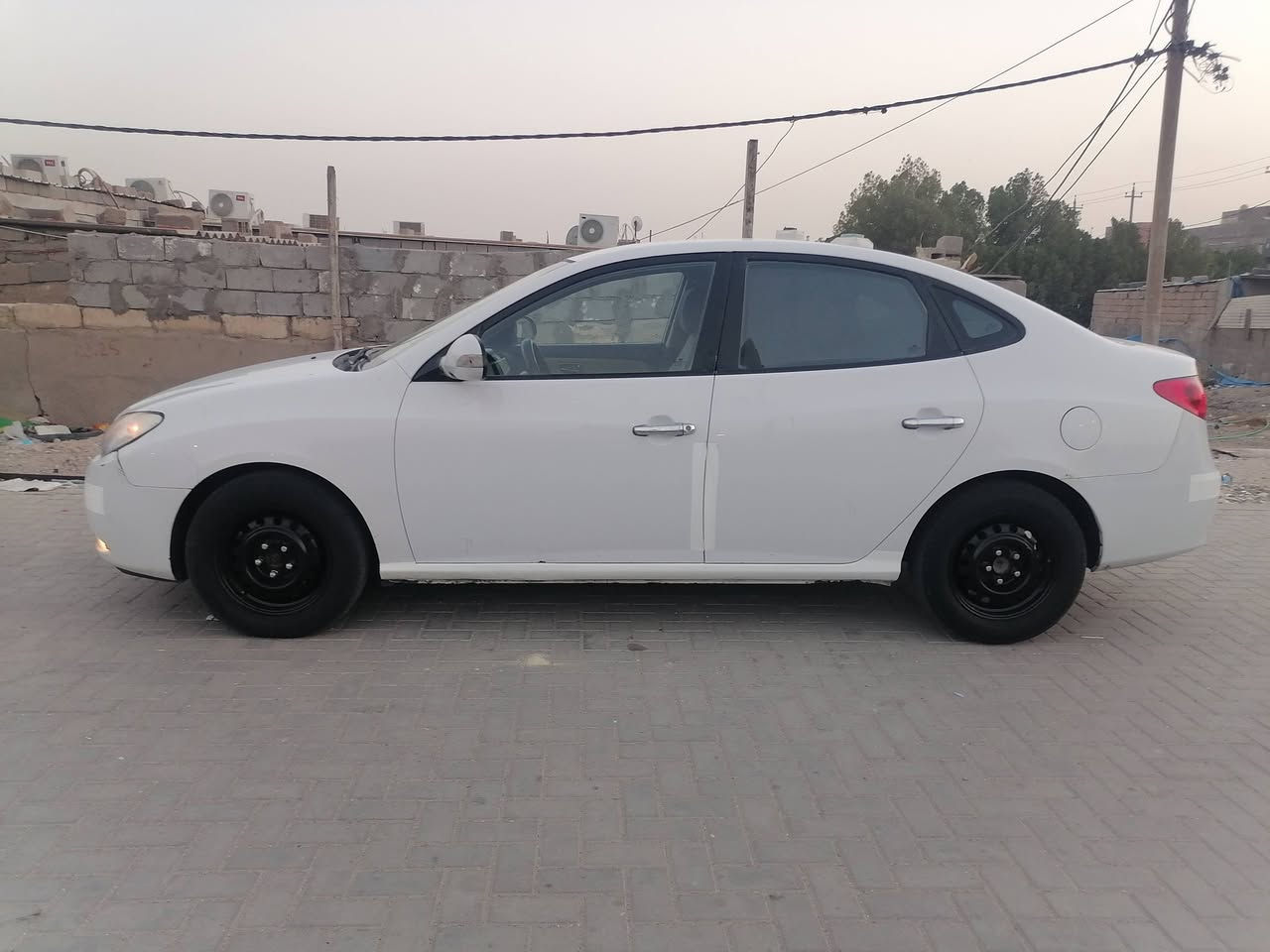 النترا  مقدسه  موديل 2011 محرك 1600 رقم بصره بسم صديقي وجاري سنويه لل 27 شرط تحويل سياره كفاله لا صبغ ولا تبديل فقط بارد بلباب كد شبر كير مكينه تبريد كفاله البدي سعر 110 وبيه مجال المكان بصره القبله ***********
