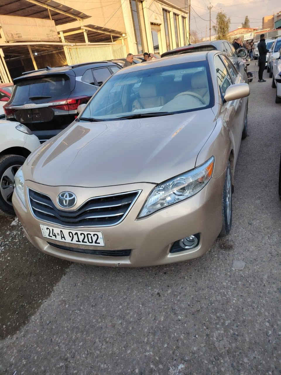 كامري موديل ٢٠١٠ محرك ٤ سلندر المرغوب ضررها بيا صبغ باب النفر وبيها بارد بل جاملغ والباقي كله كفاله بيع او مراوس حسب القناعه سعرها ١٢٠ وبيها مجال سياره بسمي رقم دهوك هذا رقمي ***********
