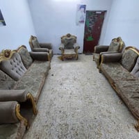 تخم ملكي تفصال تخم نضيف واي شي مابيه سعر 400 وبي مجال مكان زعفرانيه لل...