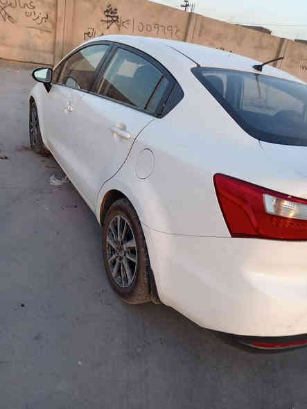 لعرض سيارتك على الصفحة تواصل معنا الآن 👋
السلام عليكم ورحمة الله وبركاته 🤝 
((للبيع أو مراوس)) وانطي فرق 
كيا ريو 
موديل 2012
لون ابيض المرغوب 🫡 
كير محرك شرط عل فحص 🧐 
محرك 14 دوش 
طخم تاير جديد طخم السياره جديد 👍
كابون بانزين بيها ⛽ 
تبريد ثلج 🥶 🥶 
السياره وضع شركه 👍 
مكفوله كفاله عامه‼️بدون ضرر بدون صبغ 
المواصفات نص فول معروفه مواصفات الــريو 
مكان السياره موصل 🔥 
السعر بلاااش 💸 88 💸 وبيها مجال 
للاستفسار اكثر الاتصال على الارقام التالية 👇 
***********
***********
ملاحظة الرقم الكورك بيه واتساب 🟩 
يوجد بيع وشراء السيارات المتضررة والجديدة داخل هذه الصفحه ✅
