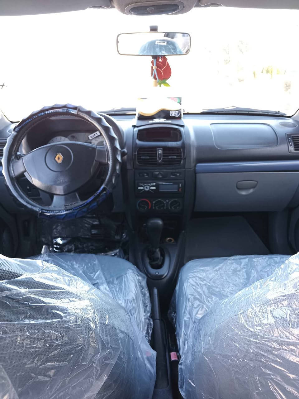 رينؤ بؤ فرؤشتن موديل 2007 تؤماتيك ته بريد كيرو مه كينه و ته بريد به شه رت 3 بارجه ي به مبه ده عموليدراوي نيه ره قه م سليماني سه نه وي تا زه يه تا 2029 ته حويل برا وه خرا مه به شه رت يه ك دينار مه سره في تيا نيه سعري 44$وه ره قه و معا مه له بؤ زا نيا ري به يوه ندي بكه به *********** السليمانية, العراق
