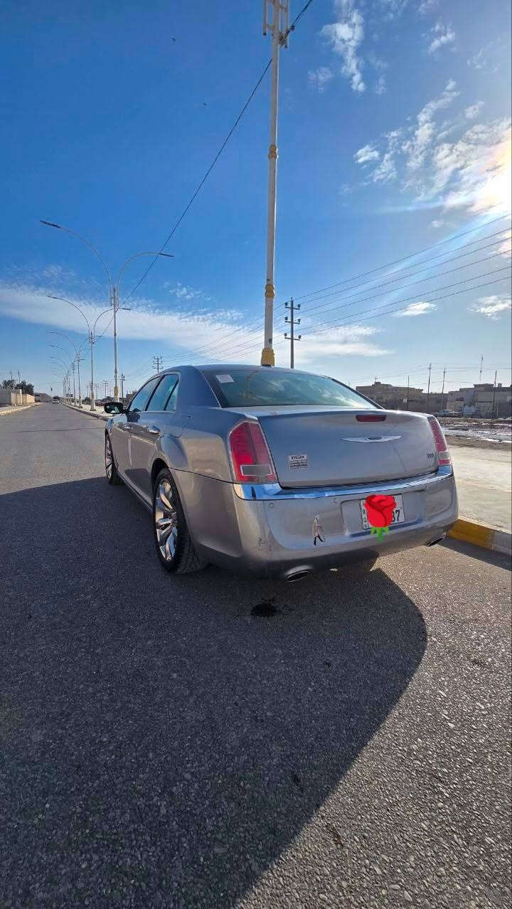 يا الله سلام عليكم أوباما C300 14 اصل 
سياره مال جناي مكينه وكير بالكارتون حداديه قبل سبوعين الله شاهد من الطول لطول منضومه زنون نهار  منضومه تبريد من الطول لطول تخم تاير توني شاده مشط توني مدبله يعني سياره برغي ماناقصها الله شاهد سياره نضيفه جدا وعلى ايدي شرط مكفوله من الزلغ بيها اربع قطع ثنين تبديل واثنين صبغ تبديل باب وبنيد ضربتها ركن عل بنيد وسونارها مرفق  رقم انگليزي هزه وسنويه جديده ل2030 بأسمي السعر 165 ومجال جدا قليل مكاني ناصريه قضاء الغراف ***********
