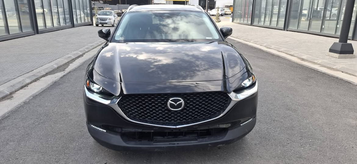 Mazda cx30 2024
مواسەفاتی سلێکتە
بۆنیت و چەمەلەخ و دەرگا بۆیاخە سە قفەکەشی لەسەر قوپاوی بۆیاخ کراوە
بەشەرتی ڕەقەم 
٢٢ هەزار مایل رۆشتووە
سعری یەک دەفتەر قفلیەتی 
*********** السليمانية, العراق
