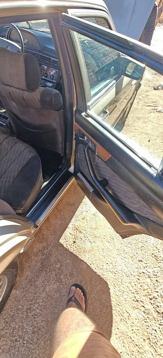 السلام عليكم جامبو 300ES
سنويه ما صاقطه رقم بغداد مداور 

قواعد سليمات كهربائيات كولهن شغالات وعل بلاد

مكينه وكير وحداديه وتخم تاير كولهن نضيفات

مكينه وكير بلادي عنكبوت ادامه مضموة بانزين ما صار سبوعين نشطه ومكفوله من تنقيص. تبخير خربطه صبغ عام جماليه مكفوله من الضربه والخياس السعر 55 وببه مجال بصيط كلش 

***********

كربلاء طويربج
