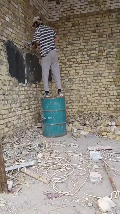 سلام عليكم عملنه تكشير كافه العمل
***********
