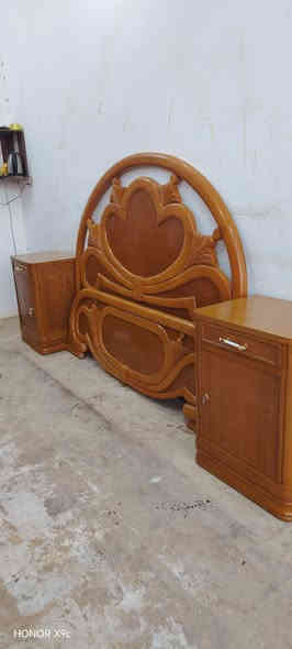 السلام عليكم غرفه كامله ام ست بيبان طابقين شغل درجه اولى لغرفه نظيفه كلش اي نقص ما به الغرفه جاهزه وكامله سعر  1250 شامل شد والتوصيل مجاني داخل النجف والشراي يتصل مكاني نجف من ناحيه النور ***********((((((((())))***********
