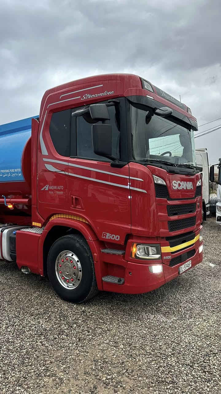 السلام عليكم / للبيع
◻️SCANIA R500 ◻️
‎سوبر عادي 
تانكي مغلون بليت ابيض 25 طن
ماشي 697,000KM
‎موديل ؛ 2018
‎  گير :  اوتوماتيك/كلج
‎سنكل خلفي مزوج 
‎دبل شاصي ( باج )
‎تخم تاير جديد و تخم ويل كروم 
‎مامشتغل بل العراق 
شاشة جبير مسجل لمس 

————————————————————
لتزويدكم بمعلومات اكثر☎️
📞***********📞
📞***********📞
📞***********📞
—————————————————————-
