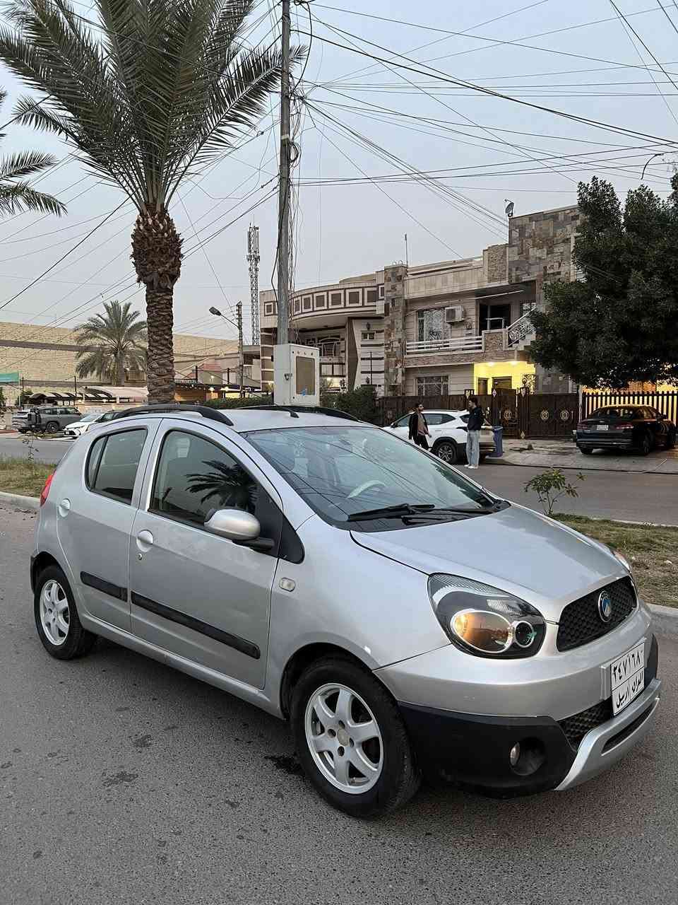 باندا كروز الموديل 2014  ماشية 66 السيارة
استخدام بناتي نظيفة ومابيها اي نواقص 
رقم اربيل وكالة ترهم نقد او قسط حسب الاتفاق 
مكاني السيدية  رقمي ***********
