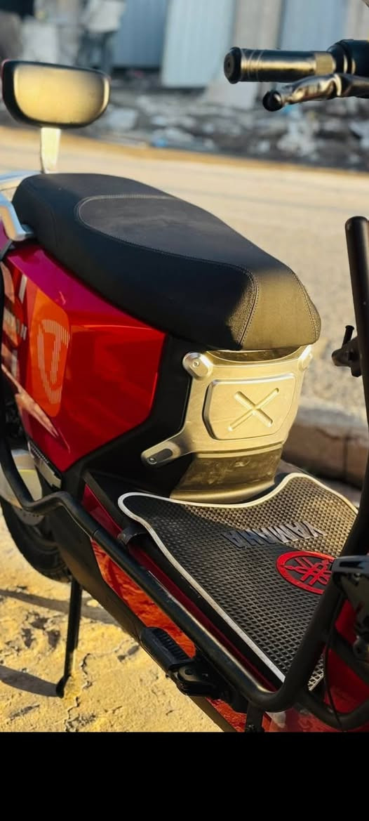 ماطور للبيع الريان فول في اي بي مغلف في بي أن سرعة 85 حقيقي ملف 2000 حجم تأيرات 12 ماطور نظيف حيل بعد لخط عل تاية السعر خاص للشراي اتصل ***********
