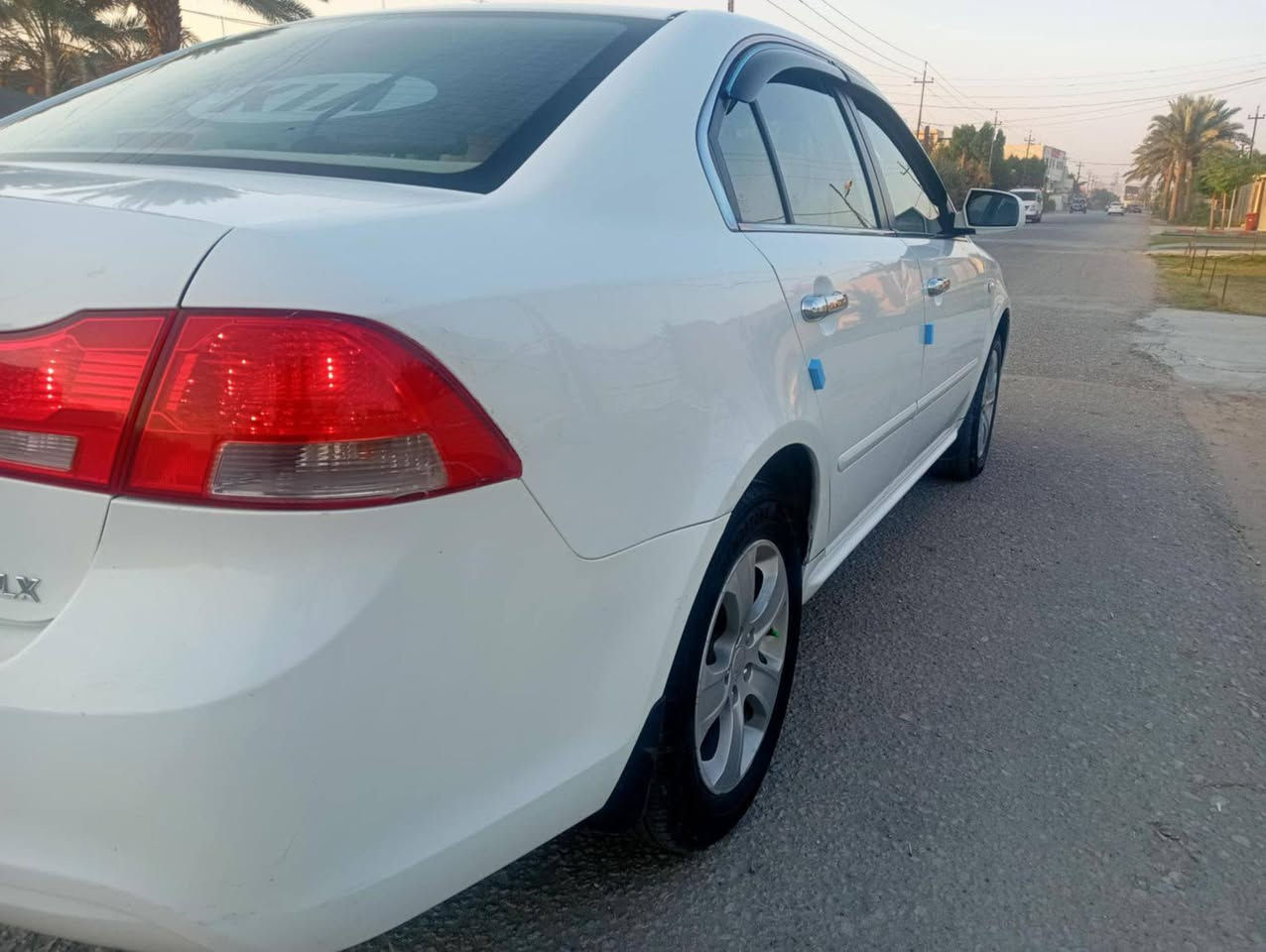 خليجي 2009 كفاله كفاله من تبديل وصبغ وضربه رقم بابل دولي بدون مواصفات مكينه 2000 سياره عله وضع الشركه 
*********** 

***********
مكانها حله محاويل سعر 120 وبيها مجال بسيط
