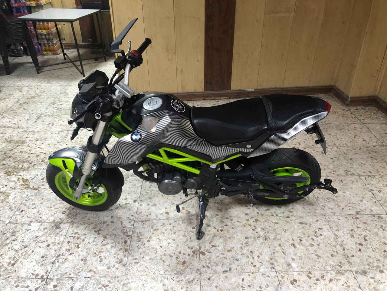 سلام عليكم دراجه بنيلي الدراجه بيه هواي اضافه حلوه مثل كاربون مخلفن اصلي وصالنصه رياضي وبلادي موجود الدراجه مرقمه وسنويه كامله ثاني يوم تحويله سعر الدراجه 14بيه ورقه بيه مجال بصيط الاستفسار ع هذا الرقم*********** بغداد, العراق
