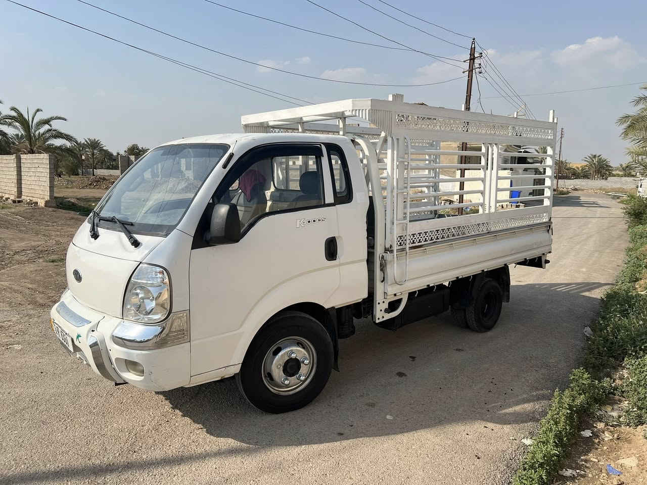 سلام كليكم كيا فحل موديل 2012 رقم بغداد***********
