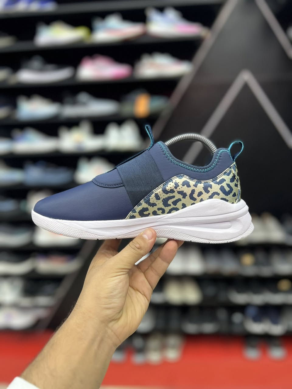 وكاله امريكيه Clove
السعر بلوكاله 165 دولار
ويمي غير ✌️😎

قياس 40 
السعر 15

العنوان النجف ملحق الروان 
توصيل 🚚 محافظات 6 داخل النجف3 
*********** واتساب#
