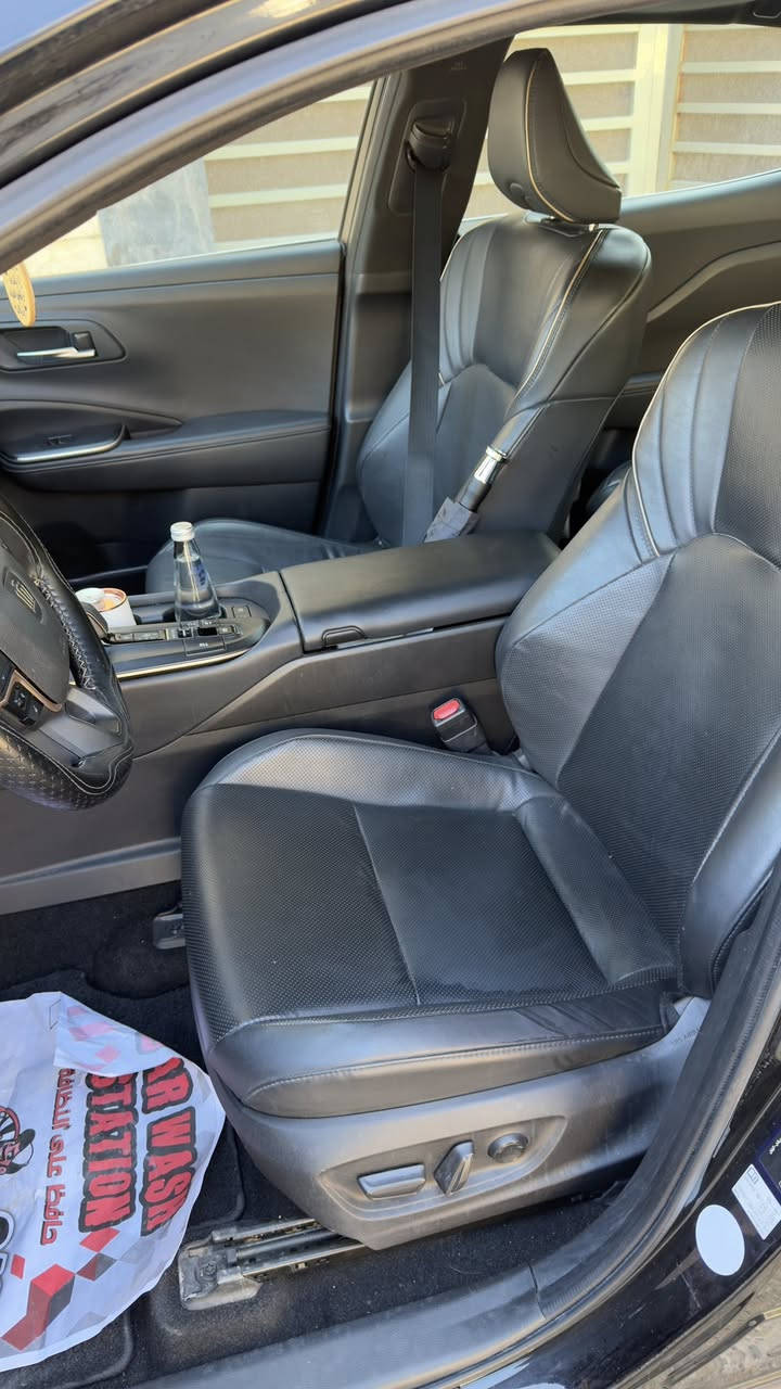 ماشاءالله كراون 2023
اسم المركبة : تويوتا كراون SAS بعدها بل ضمان 
الموديل (الطراز) : 2023
عدد الاسطوانات (سلندر) : 4
‏ممشى السيارة 58 الف 
سعة المحرك : 2500 هايبرد
‎المواصفات
شاشة الكبيره
سماعات من نوع JBL
كار بلي و اندرويد اتو
عداد ديجتل
رادار امامي
رادار خلفي
خروج عن المسار
نقاط عمياء
تبريد مقاعد
ستارة خلفية
شحن لاسلكي
هاند بريك اوتو
اتو هولد
5 كيمرات محيطية
(NORMAL, SPORT , ECO) وضعيات القياده
ذاكره لحفظ كرسي السائق
فتحة صقف
مكابح مانعة للانزلاق ABS
حساس ضغط الإطارات 
مرايا جانبية كهرباء

964 787 586 4600
