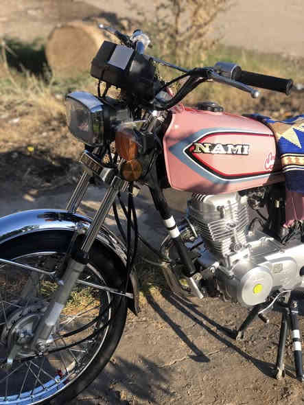 السلام عليكم دراجه نامه متياز موديل ٢٣اوراقً اصولي كفاله عامه لدراجه نضافه شوفت عينك كل نقص ما بييه سعر ٦٠٠بييه مجال***********
