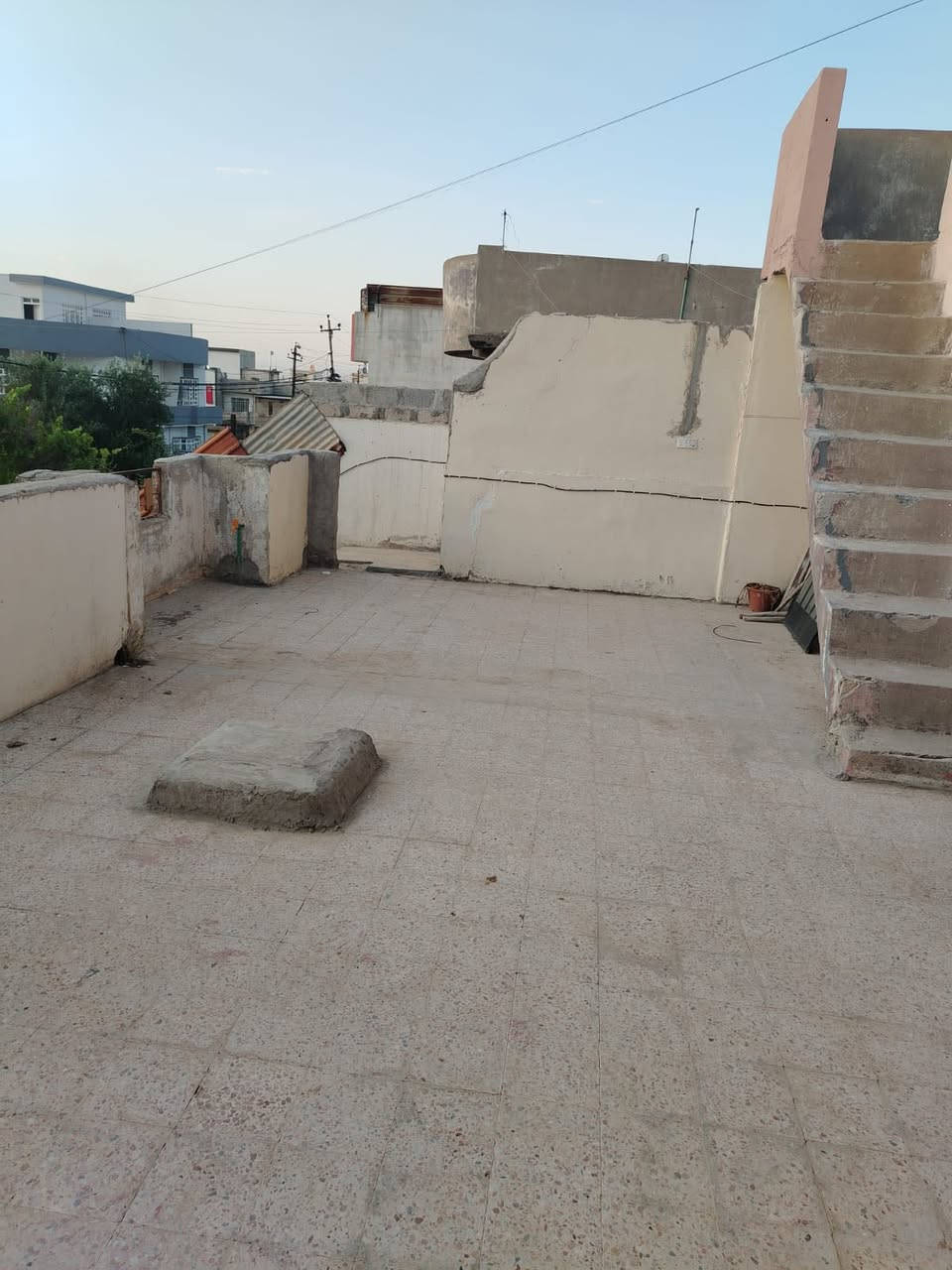 📢شقة للايجار في حي السكر 

🔥مكونه من غرفتين وهول ومطبخ وصحيات 

🔴وسطح ناصي وسطح عالي

#عروضات_مكتب_النبأ_السعيد_للعقار

🔥للاستفسار الاتصال عبر الأرقام التالية 

☎️📞***********
☎️📞***********
