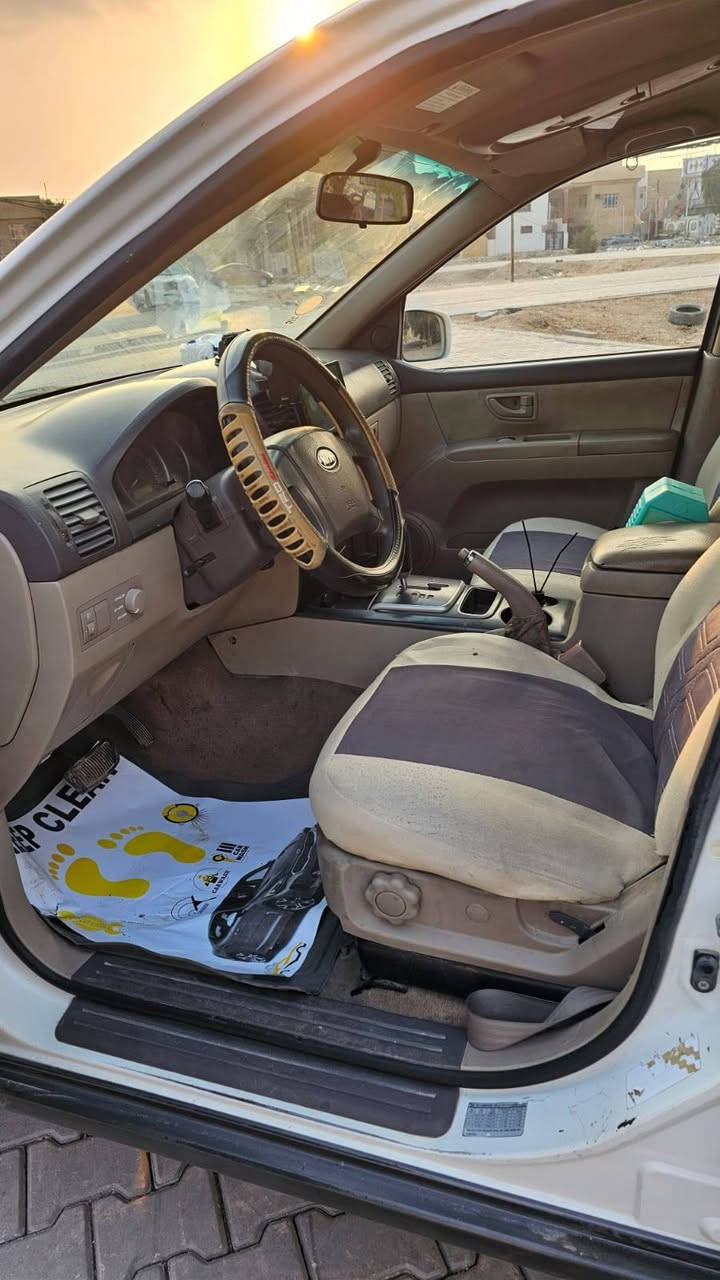 سورنتو 2009 خليجي رقم اربيل تريد مداور تريد وكالة الكردي موجود بالخدمة
السيارة مامكفولة بيها طخات وصبغ محرك وكير وتبريد وتدفىة حدادية لغود تكم كله مكفول بيها فحص جهاز
 السعر 85 بي مجال للطيبين 
مكاني كربلاء الاتصال على الرقم ***********
