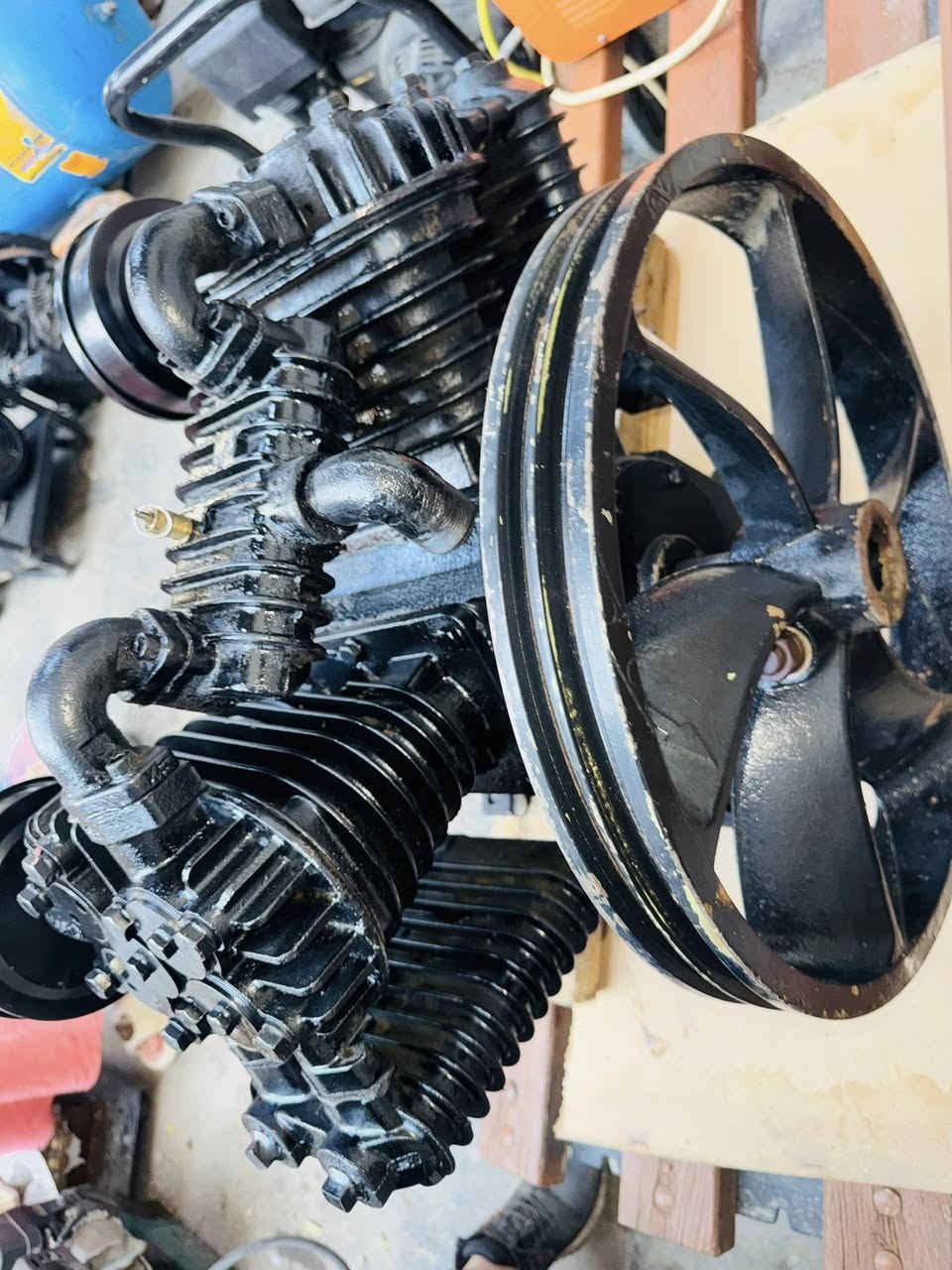 تاروسة ضاغطة 4 بساتم اكبر حجم نظيف جدا مستعمل قليل شرط شغل وفحص 
السعر 400 وبي مجال بسيط 
مكاني بغداد 
***********
