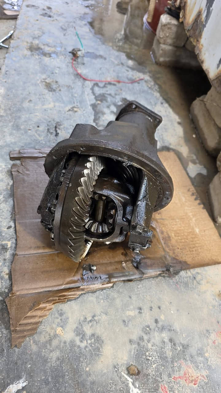 السلام عليكم
يوجد جعمقه مال اكسن فونتيرا 
للبيع 
دشالي نضيفه 
المكان الخضرانيه 
للاستفسار والتواصل 
***********
***********
