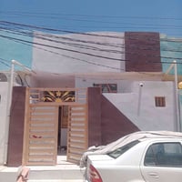 بيت المساحه 100 متر الايجار يحتوي على غرفه وصاله ومطبخ واستقبال كامل ك...