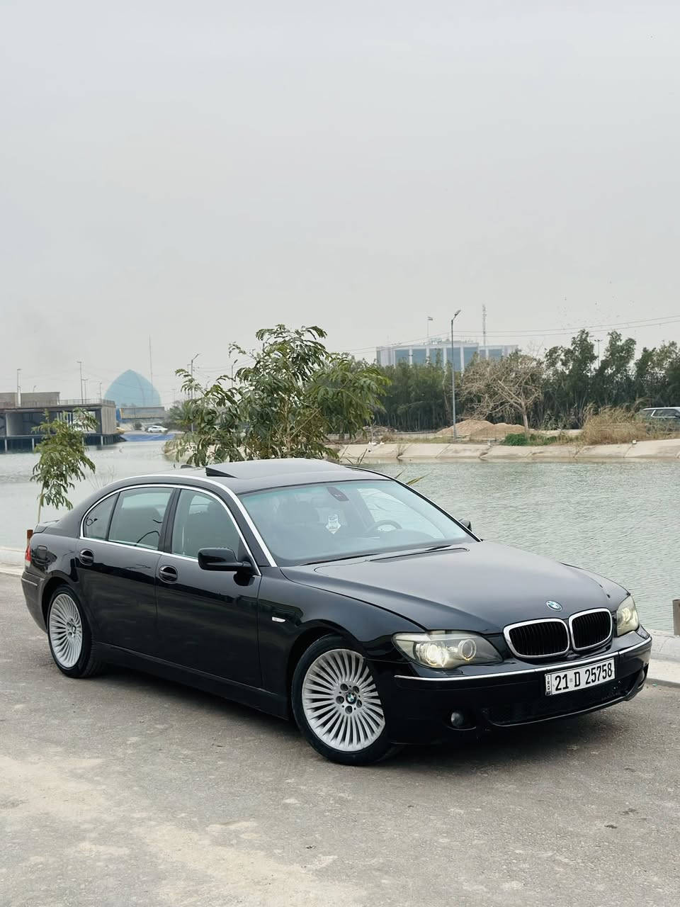 السلام عليكم بيئم باخرا 2008 730 مكينه 6 المرغوب سياره جديد وحلوه ورقم سليمانيه الجديد سياره فول مواصفات مصبوغه جماليه
سياره فول مواصفات بيان شخص 5 
تحكات كشنات 
بردات خزن كشنات تدفئه وتبريد مقاعد 
سياره حلوه ونضيفه 
السعر 129 
***********
مكاني بغداد وبعد بيهه هواي مواصفات
