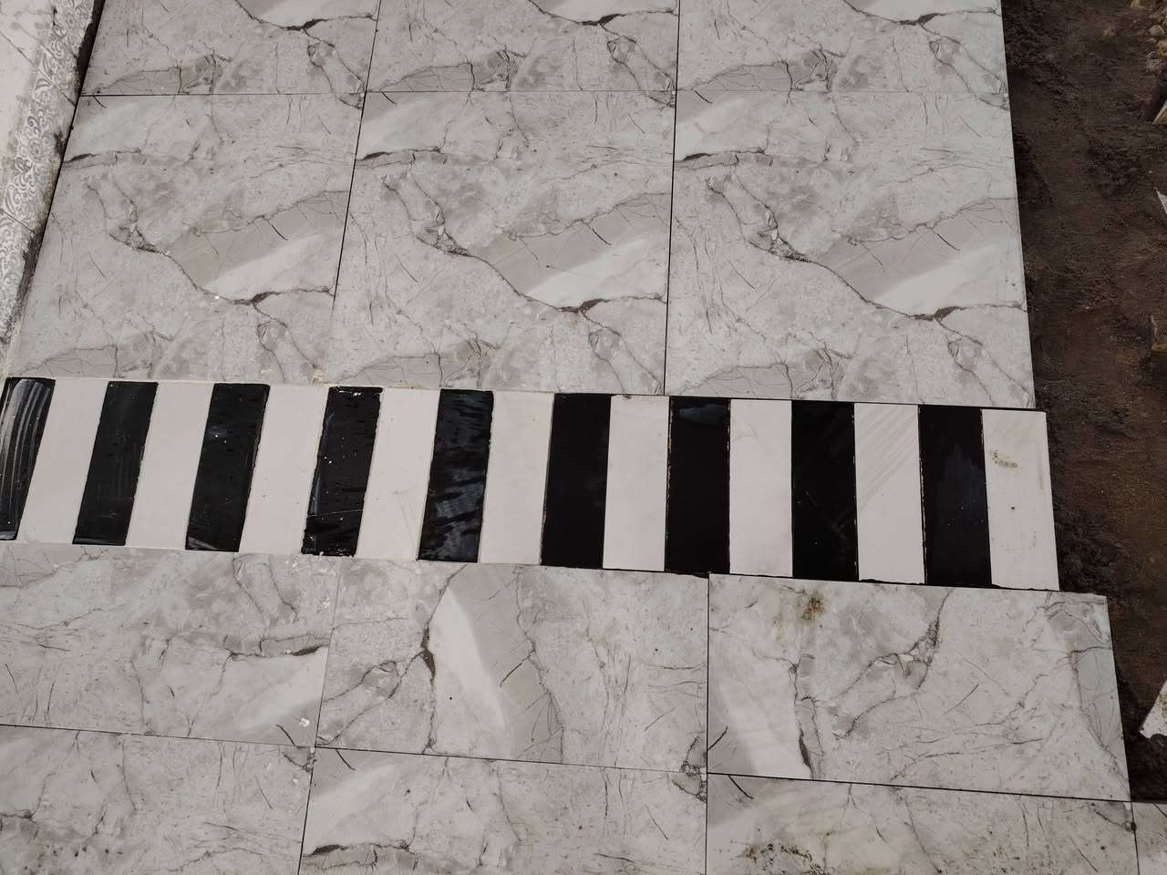 خلفه سيراميك وكاشي شغل عل لليزر متفرغ حاليا للستفسار *********** وات ساب او اتصل عليه
