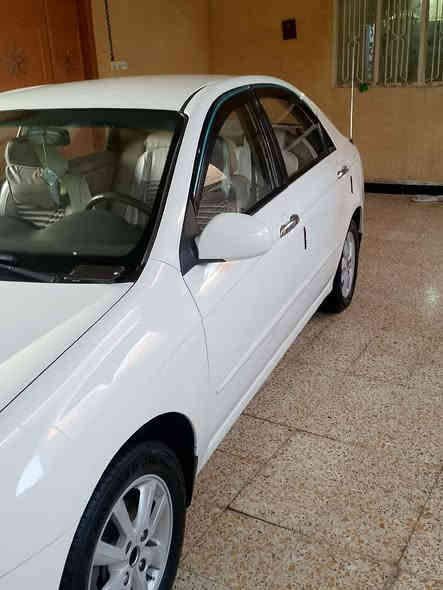 سبكترا خليجي 2009
سيارة مكفوله كير ومكينه 

تبريد وكهربائيات شغالات

ضرره بارد جاملغ امامي جهة سايق ولصبغ على شكل دائره خلف باب السايق 

الرقم انكليزي

***********
