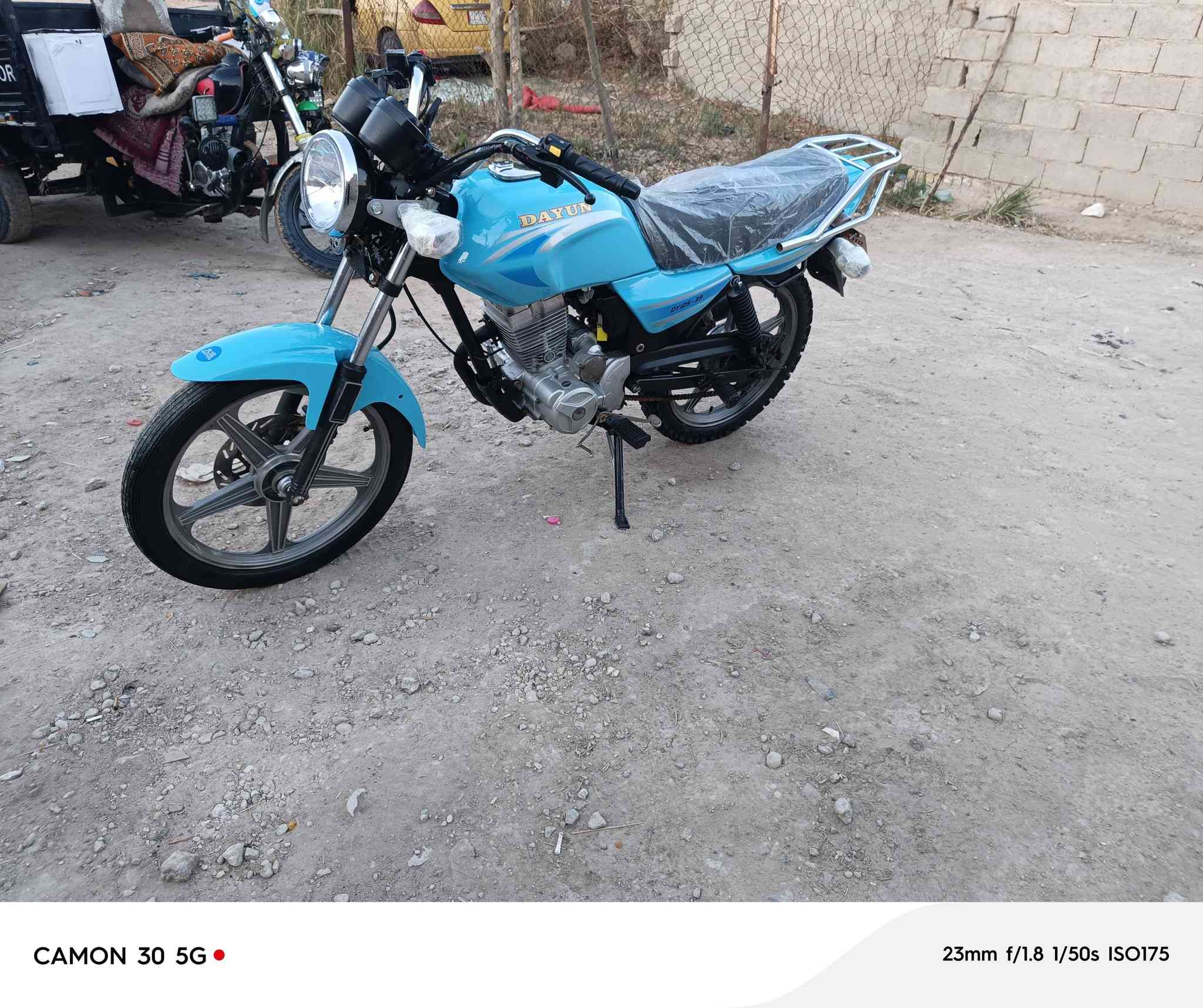 السلام عليكم دراجه دايود للبيع موديل 2023 اوراق اصولي باسمي دراجه كفاله عامه السعر مليون وربع وبيها مجال مكان كربلاء طويريج***********
