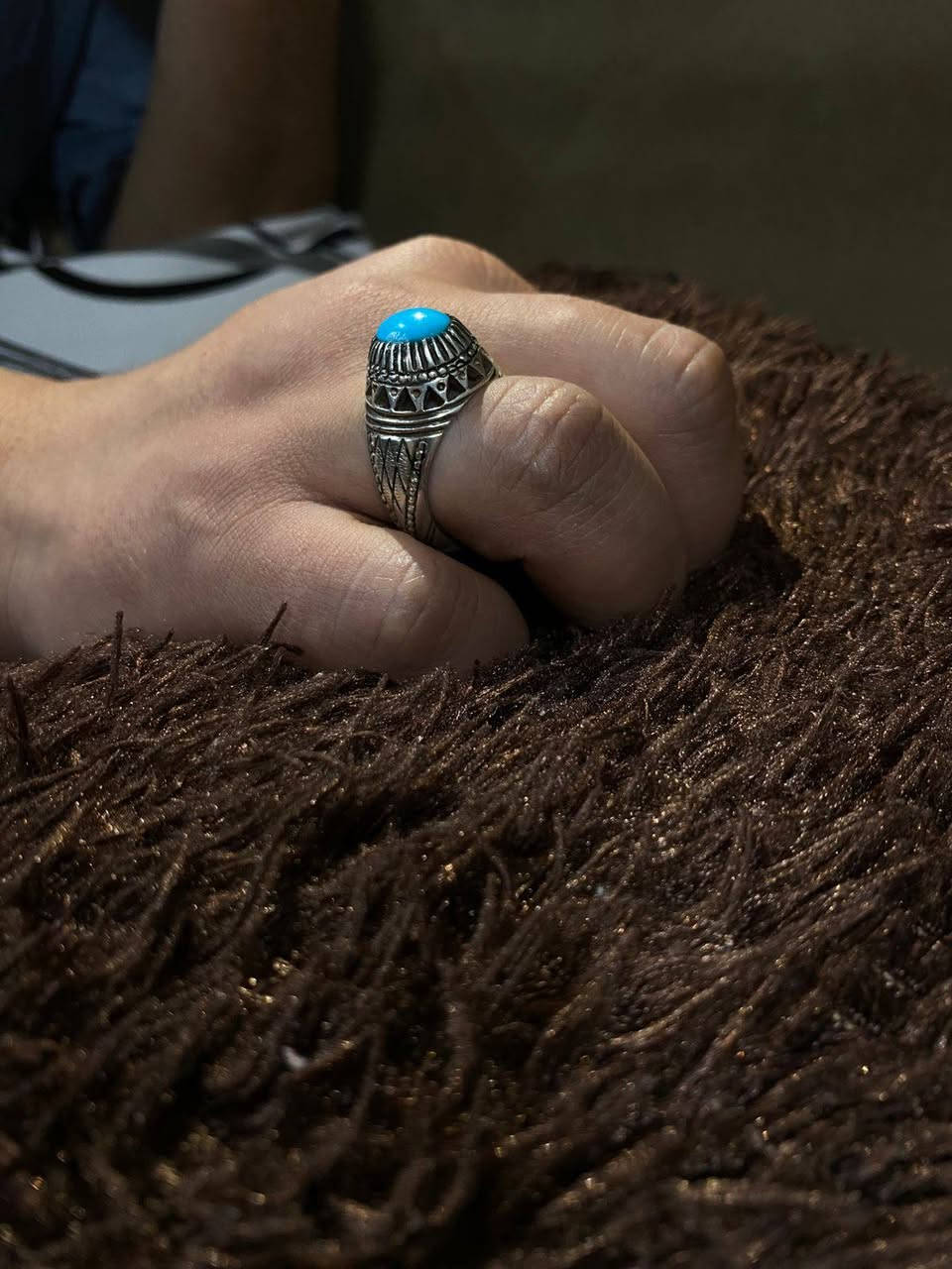 السلام عليكم ورحمه رمضان كريم انشالله قبول الطاعات .
لبة فيروز نيشابور طبيعي غير معالج صافية بنسبة٩٠ %قطعة تحفة بلون حبري طبيعي مميز بصياغة يدوية ثقيلة 
للمبدع شرفيان فضه990  
سعر مناسب انشالله بنسبة للحبري ..
اي ستفسار خاص


**إذا كنت صاحب هذا الإعلان وتريد حذفه لأي سبب، رجاءا أرسل رسالة إلى الدعم الفني**