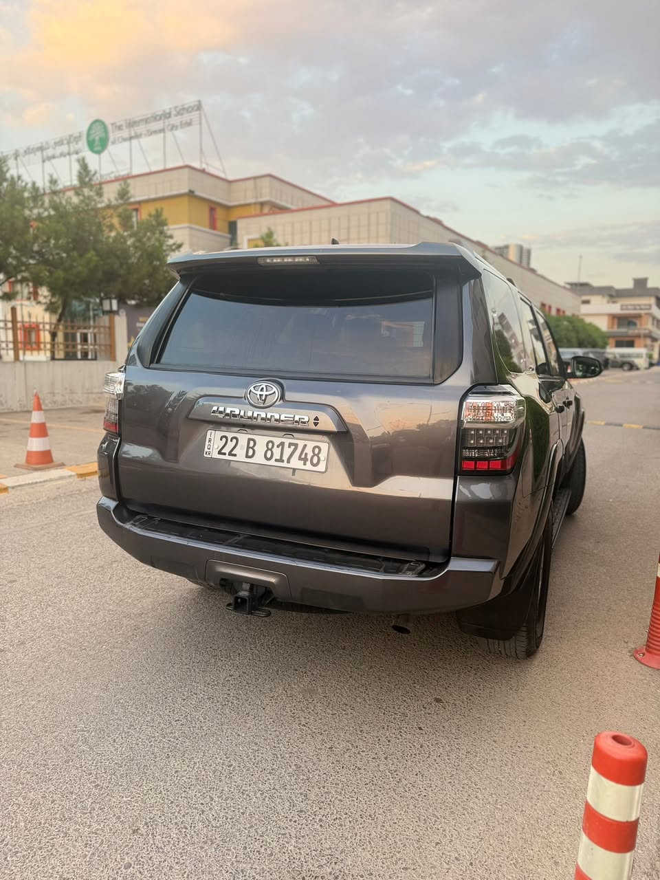 TOYOTA  4RUNNER   2021SR5 Premium
~ تويوتا 4 رنر  
~ وارد أمريكا  
~ موديل 2021
~ محرك 6 سلندر  / V6 
~ دبل أكسلة  4WD 
~ مواصفات SR5 
~ شاشة كبير  
~ كاميرا
 السعر290💵$
~ كشن جلدة كهربائية 
~ ويل كب كرومة 
~ حجم تايرات ١٧🌀
~ 7راكب 
~ ماشي45 ميل 
~ إيرباگ ستيرن راجع  شركة 100%  
‏شارع فلسطين ***********
 الاستفسار عن طريق الاتصال او واتساب
غير متواجد ماسنجر
