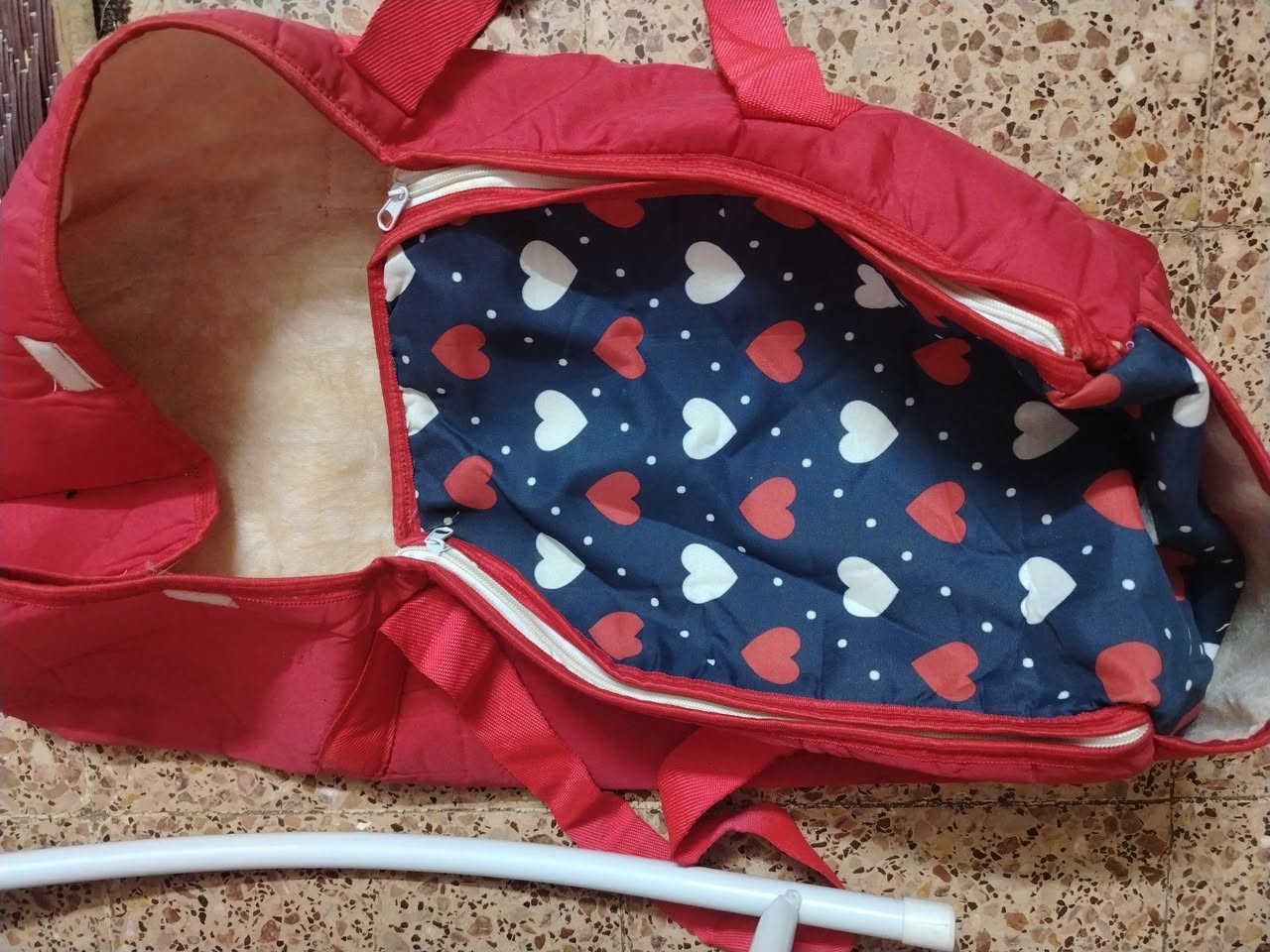 أغراض أطفال نظيفه مستعمله
الكريكوت ب٢٥
الهزاز ١٠
الكرسي والحماله ب٥ ثنينهم


**إذا كنت صاحب هذا الإعلان وتريد حذفه لأي سبب، رجاءا أرسل رسالة إلى الدعم الفني**