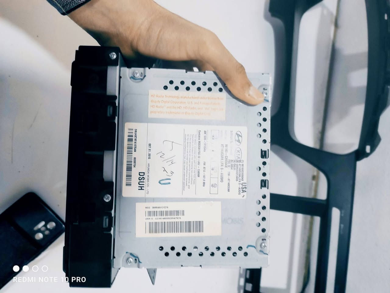 اخوان 
اطار وشاشه سوناتا بلادي للبيع 
الشاشه يطلع بيها كود 
يلي تفيده ينطينا بيها سعر


**إذا كنت صاحب هذا الإعلان وتريد حذفه لأي سبب، رجاءا أرسل رسالة إلى الدعم الفني**