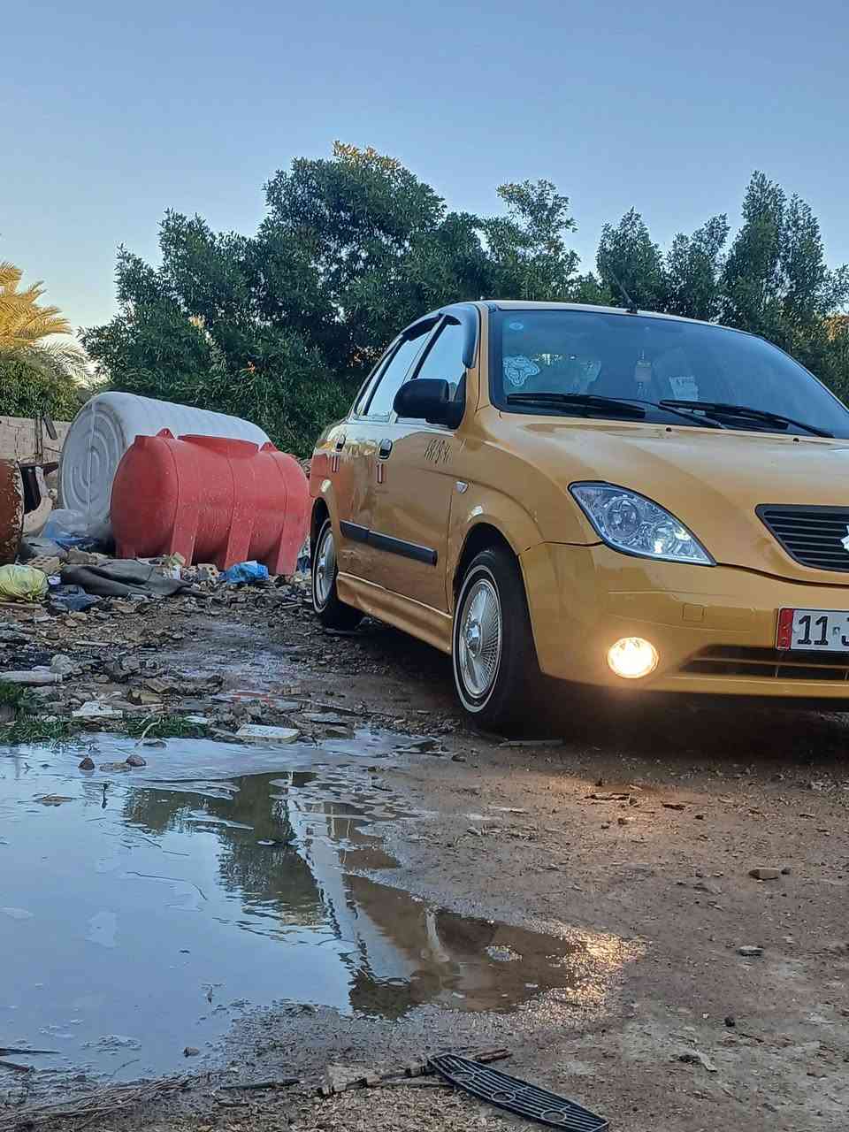 سياره نضيفه مقفوله من تبريد ومكينه وحداديه صدر سياره باسم الوالد تحويل ثاني يوم سياره نضيفه مديل 2016 سعر 45 ورقه ***********
