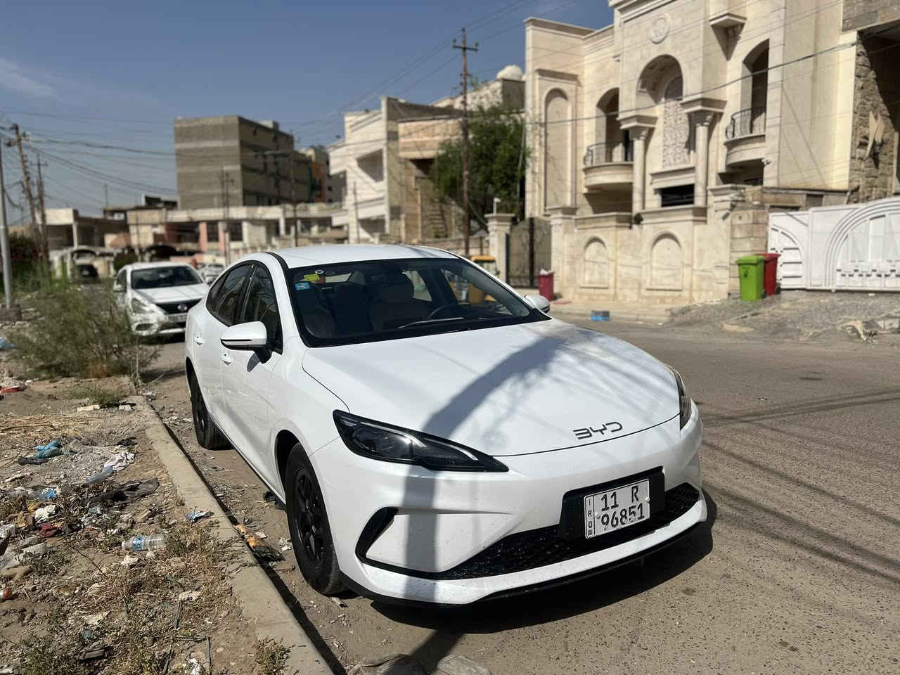 بي واي دي  سيل فايف  2025

عداد المسافه الف فقط  زيرو السياره

بحالة الوكاله كفاله عامه  

رقم بغداد دولي تحويل مباشر سنويه هزه جديد 

السعر19850 مليون عراقي قفل

***********
