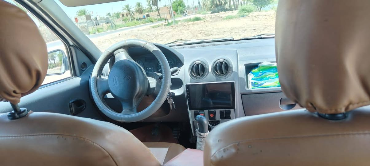 السلام عليكم رينو 2009  خصوصي رقم مثنئ انكليزي  بأسمي مداور ثاني يوم  سنويه ال 2030   تبريد شغال مكينه بيه تنقيص ***********...  السعر 35 . بيه مجال
