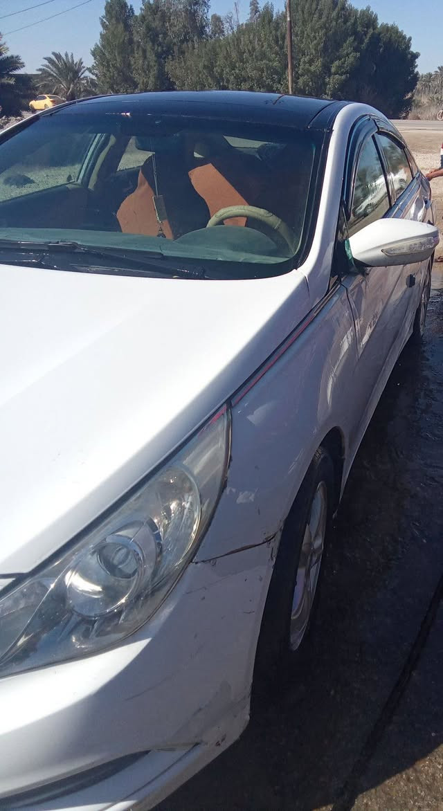 سيارة سوناتا للبيع موديل 2011 خليجي مصبوغة حزام سيارة حلوة   تبريد غير شغال رقم اربيل تحويل ثاني يوم سعرها 105 الاتصال على هذا الرقم ***********
