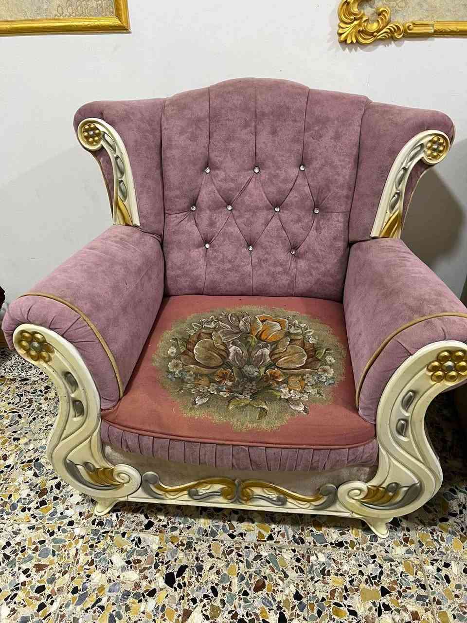 التخمم ب 300 فقط كرسي واحد الاسفنج مالته نازل مو مكسور والباقي نضافته فول 
كرسي الحلاقه 75
جهاز البخاز 75 
المري عدد 3 ب 30 ع 10 الوحده
مكان حي الخضراء


**إذا كنت صاحب هذا الإعلان وتريد حذفه لأي سبب، رجاءا أرسل رسالة إلى الدعم الفني**