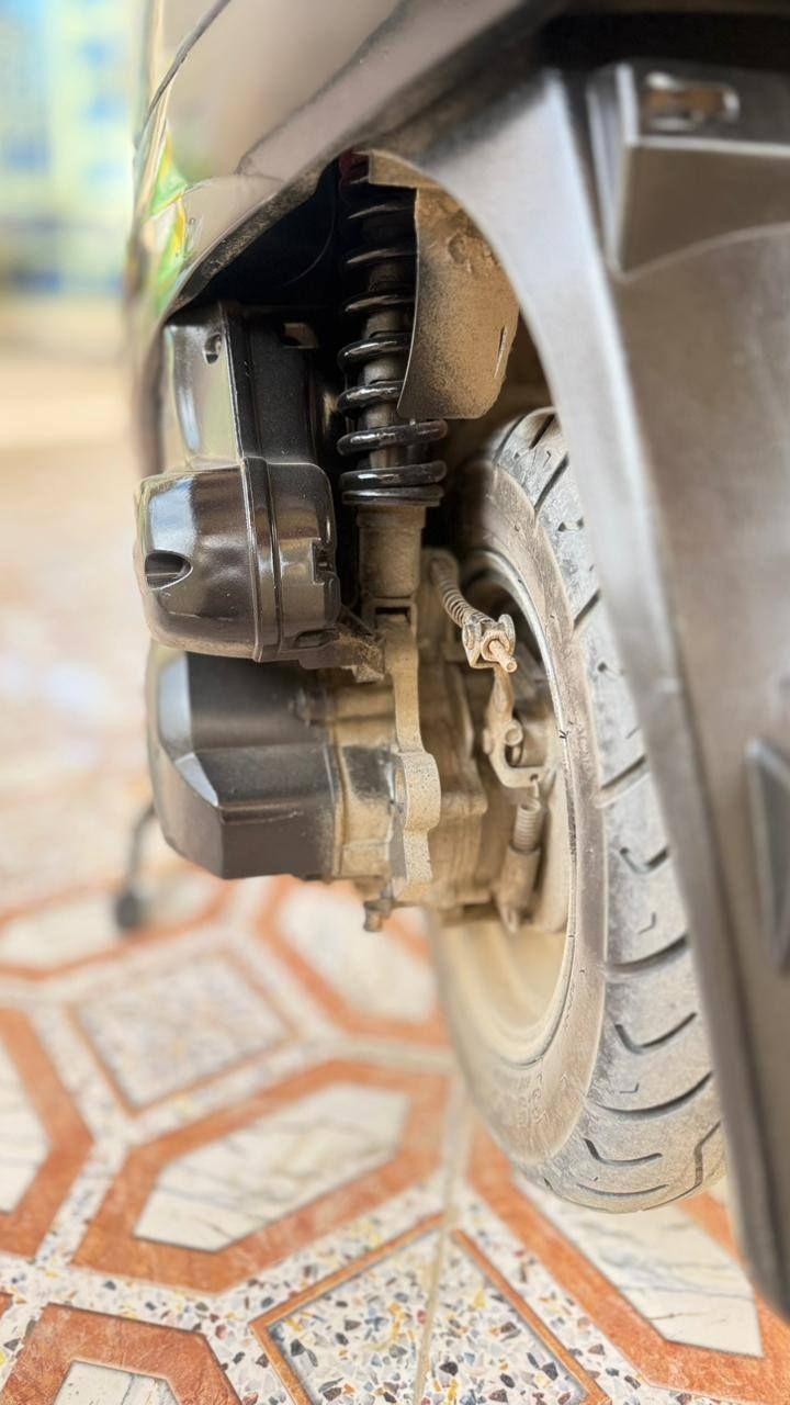 السلام عليكم
كامكو V2
موديل 2014 
مكينتها 150 مو 125 
لدراجه نضيفه وماعوزها اي نواقص 
مكاني غراف،  رقمي:***********
