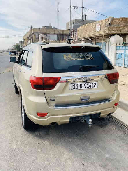 سلام عليكم 
للبيع أو مراوس  حسب القناعه 
الوحش الأمريكي ٥٧٠٠ 
جيب مديل ٢٠١٢

فووول للأخير اعلى فئه بجيب 

فتحه 

بصمه 

جنطه بصمه طكتين 

جنطه كهرباء 

فور ويل 

كشنات كهرباء 

كشنات تتفئه تبريد 

شاشه كأمره بلاديه قلاب

داخل مشمشي 

رادار امامي 

بجم زنون زرع 

ويلكب ٢٠ 

أشاير بل المري 

سستم نيكل 

موس 

تشغيل عن بعد 

تبريد قطعتين 

شاشه سقف 

حساس خلفي وأمامي 

تستيرن تتفئه 

تبريد ثلج 

فيت بم وعبوه وطوافه جديده 

ادامه كامله 

باتري جديد 

تشغيل عن بعد 

سياره الف متصرف عليه 
جاملغ خلفي فقط بدون اي داخل ومباوكين الباب كلير توحيد لون 
ماشيه ١٢٥ حقيقي 

اي ستفسار خادم *********** 

مكان سياره شعله
