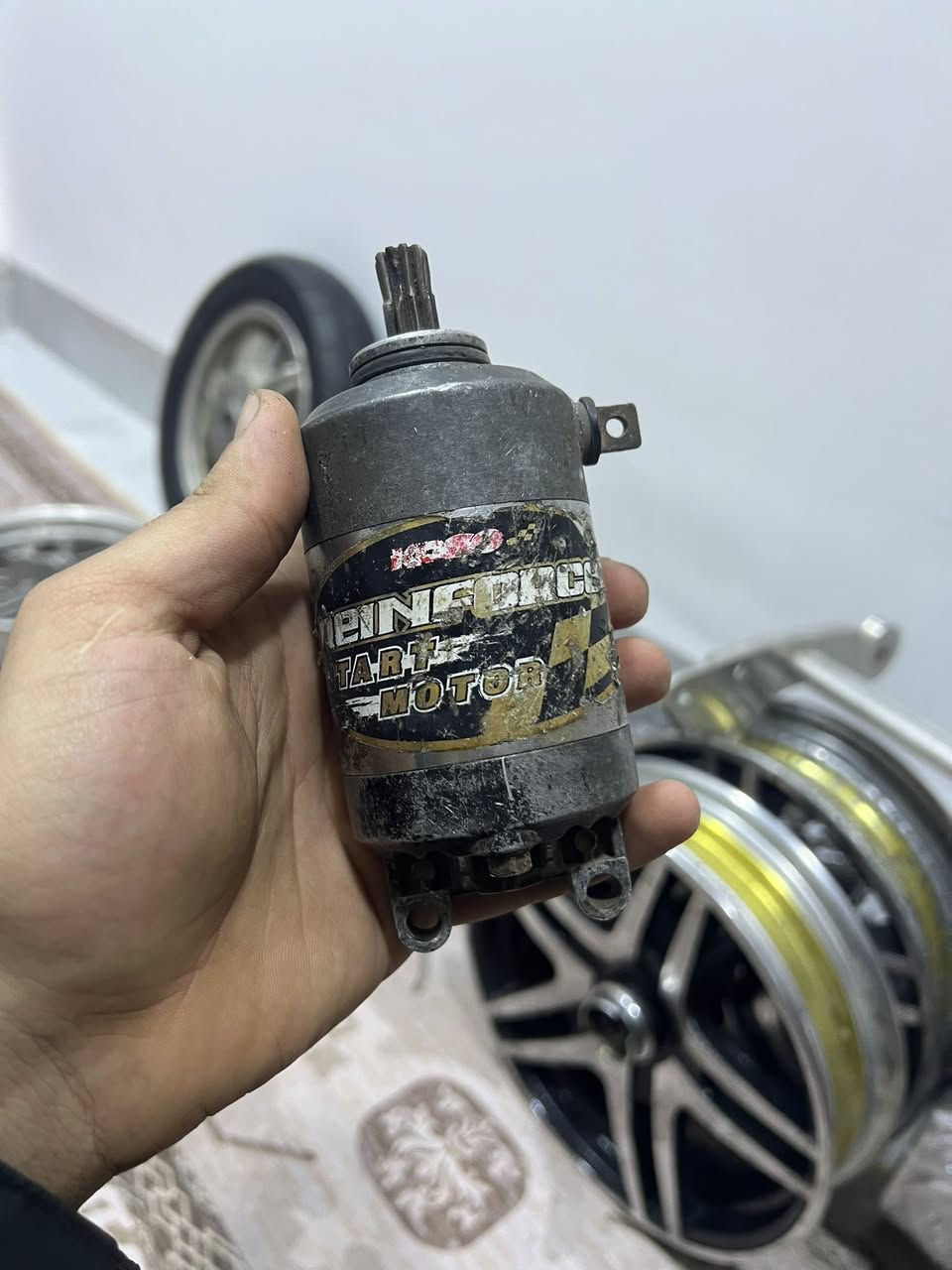 للبيع مكاني حلة توصيل موجود ***********
