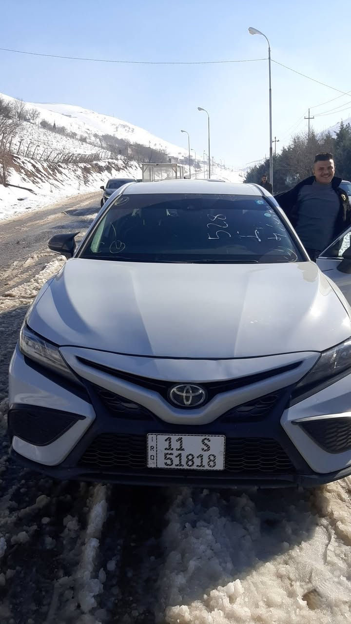 ***********  كامري SEموديل 24 دخول جديد لون سموك مميز رقم بغداد شهداء باسمي ضرر سطحي بدون دواخل وبدون تبديل  بنيد ربع تصليح نصبق نص ونرش كلير  وباب سايق بي شخطين نص ور باب كنر الباب نرش اصبعين ومثل ما موضح بل سونار يمك  التوضيح تكمه بصف سايق بيها طخه بسيطه بل حاويه صارت ماشيه 36
